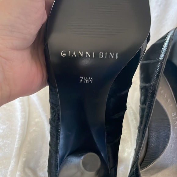 Gianni Bini heels - Picture 8 of 8